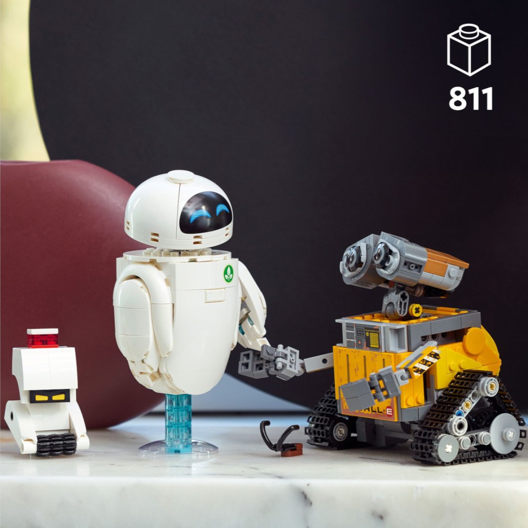 Конструктор LEGO Валли и Ева 43279, деталей 811 шт