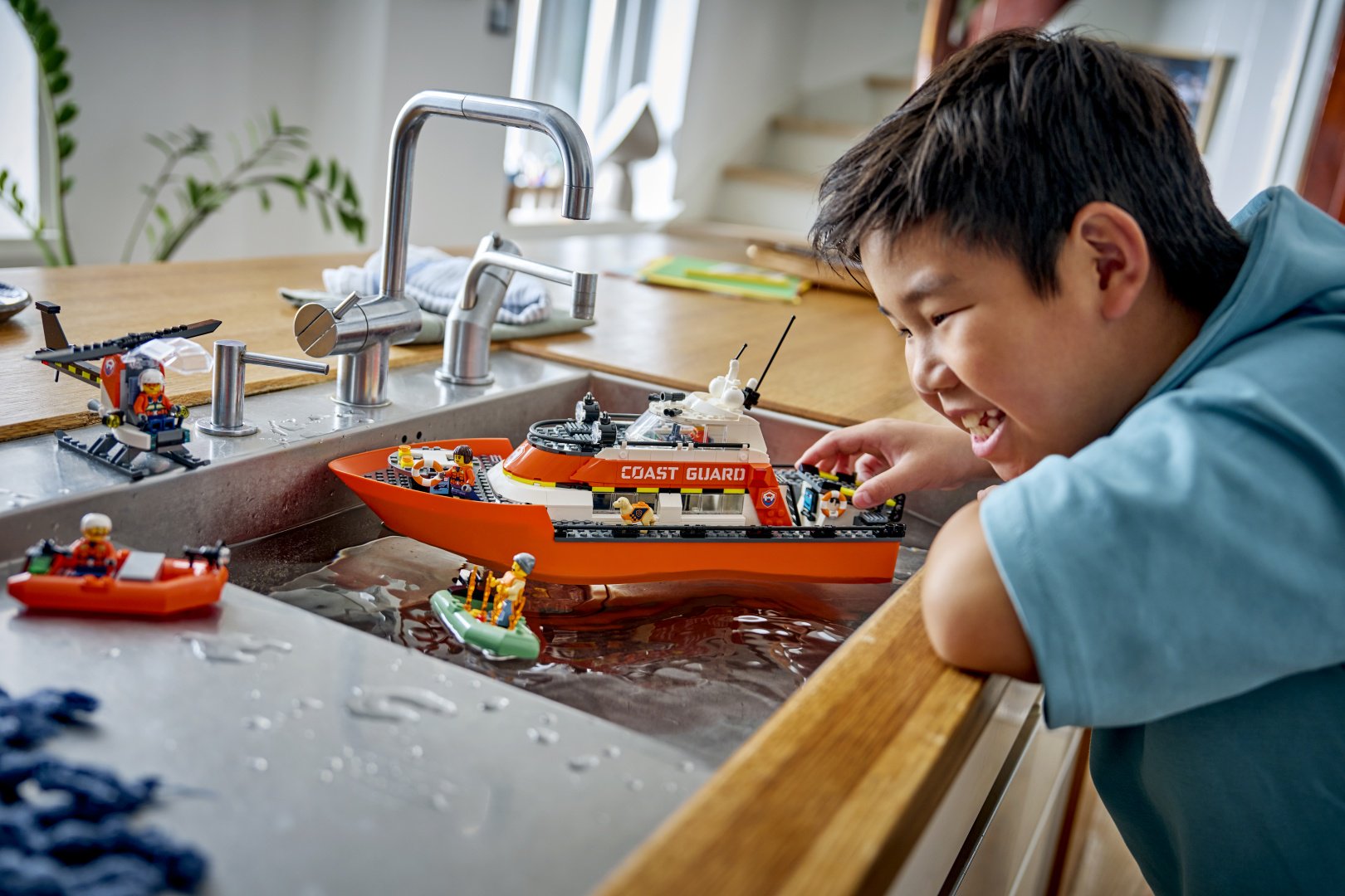 Конструктор LEGO City 60504, деталей 742 шт