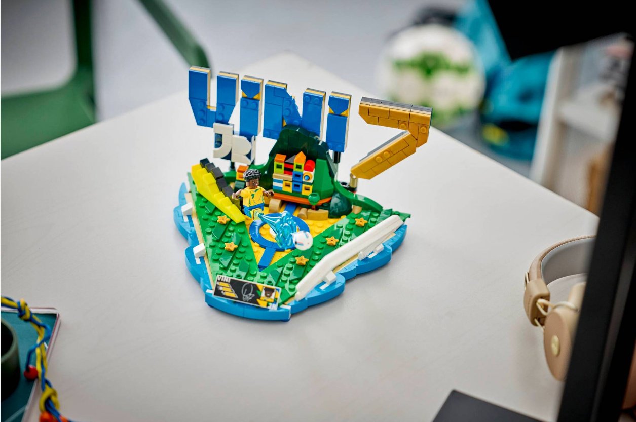 Конструктор LEGO Football Editions Винисиус Жуниор 43027, деталей 510 шт купить,23812