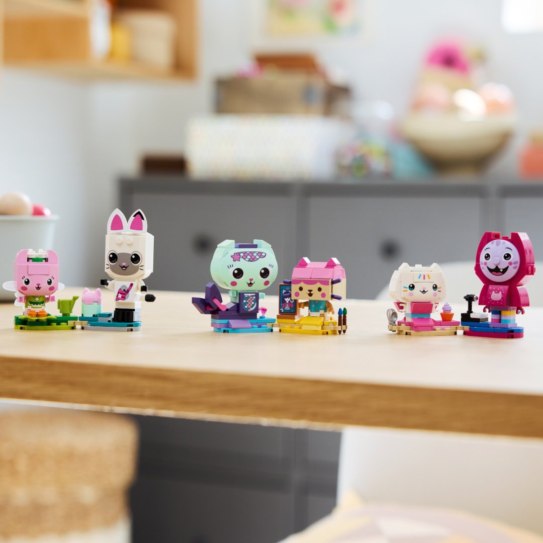 Конструктор LEGO Друзья Габби: кошечки из кубиков 11215, деталей 324 шт