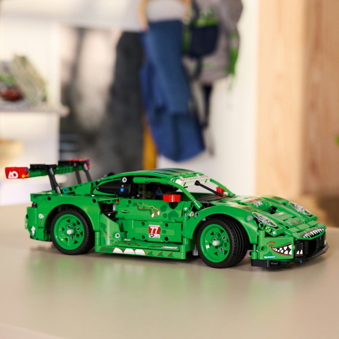 Конструктор LEGO Гоночный автомобиль Porsche 911 GT3 R REXY AO Racing 42224, деталей 1313 шт