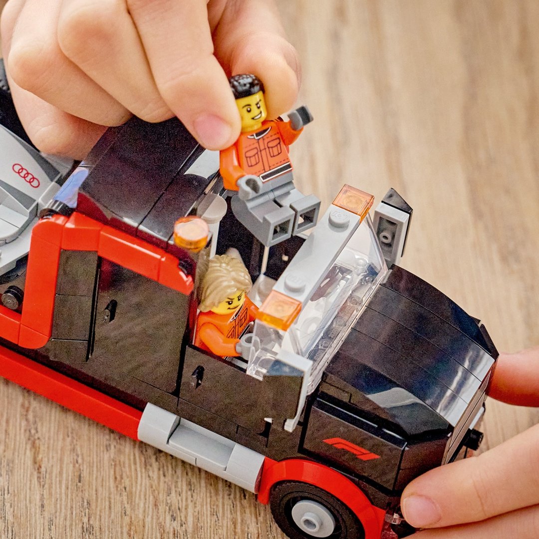 Конструктор LEGO CITY FORMULA 1 60493, деталей 508 шт