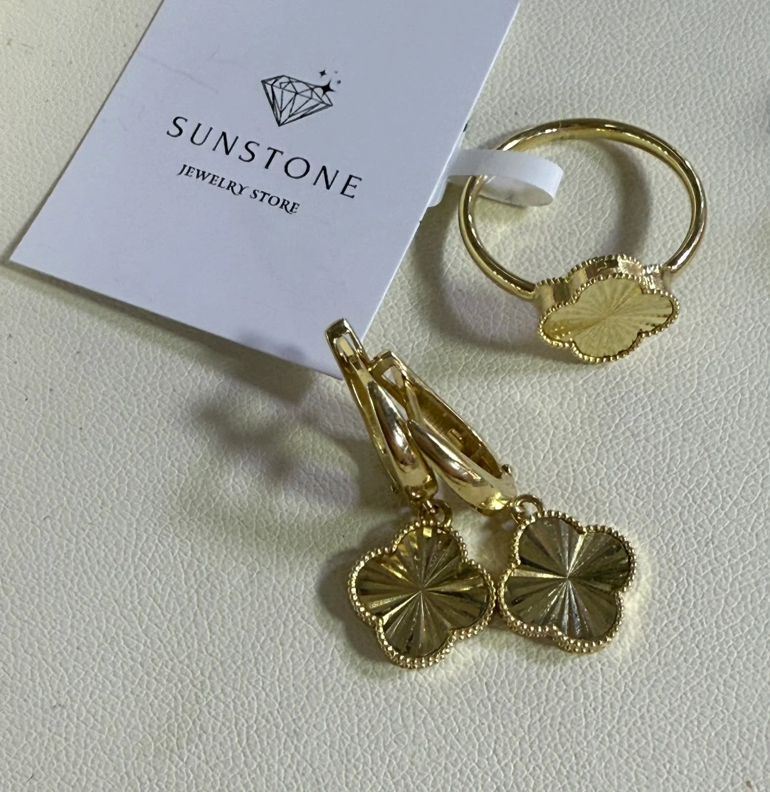 Комплект украшений Sunstone S846 жёлтое золото 4гр 17р купить,280000