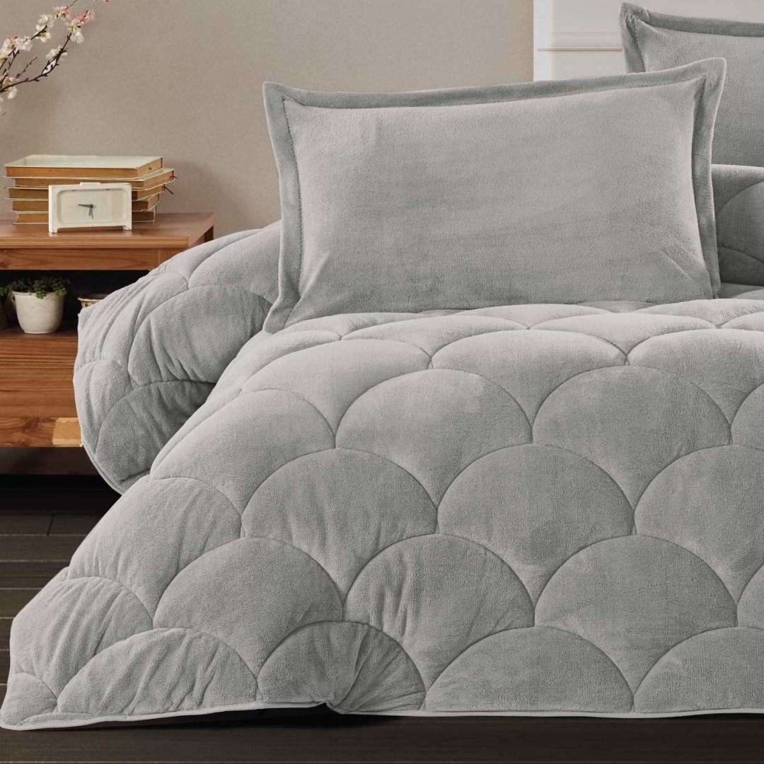 Одеяло CLASY Fluffy V13 195x215 всесезонное купить,NaN