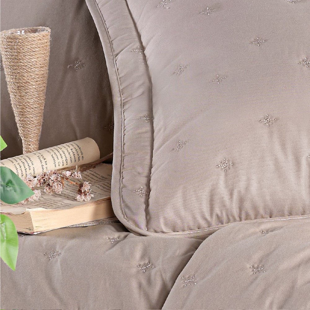 Покрывало с наволочками CLASY Однотонный 240х260 см, хлопок, ранфорс, бежевый