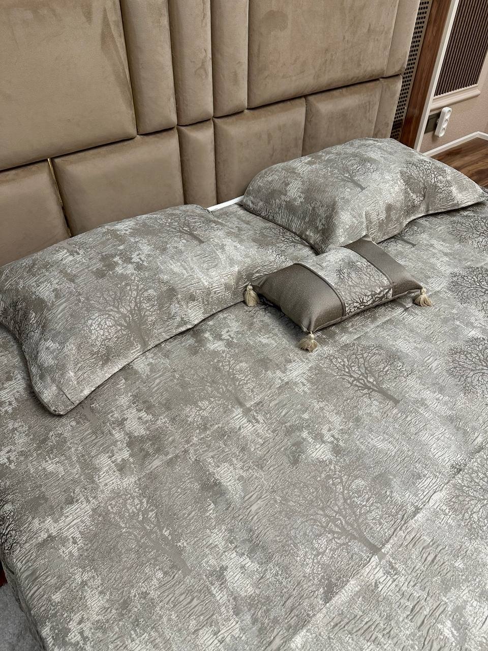 Покрывало с наволочками Dantel Concept Branch 260х260 см, хлопок, жаккард, коричневый