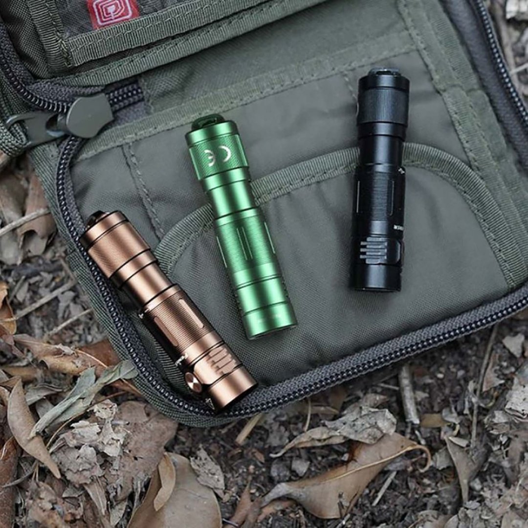 Fenix E05R 400 Lumens LED Flashlight ручной серый купить,NaN