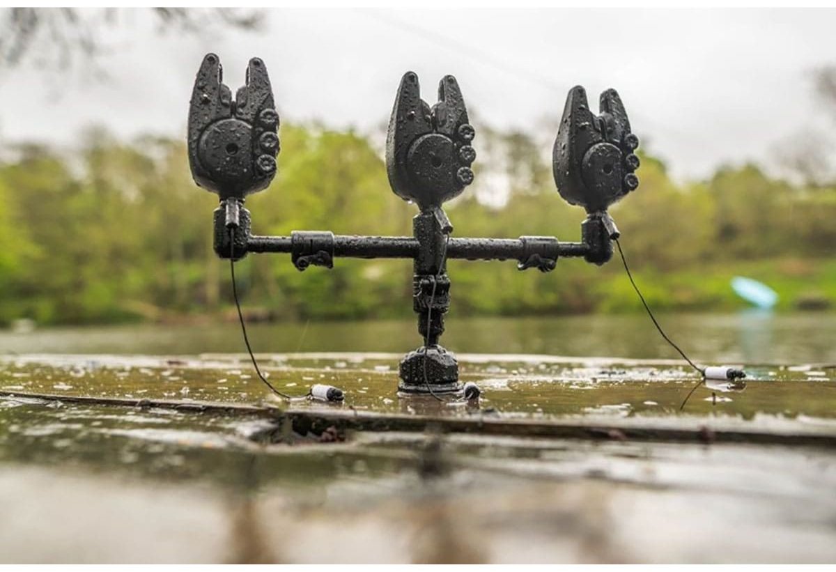 Подставка под удилище Avid Adjustable 3 Rod купить,NaN