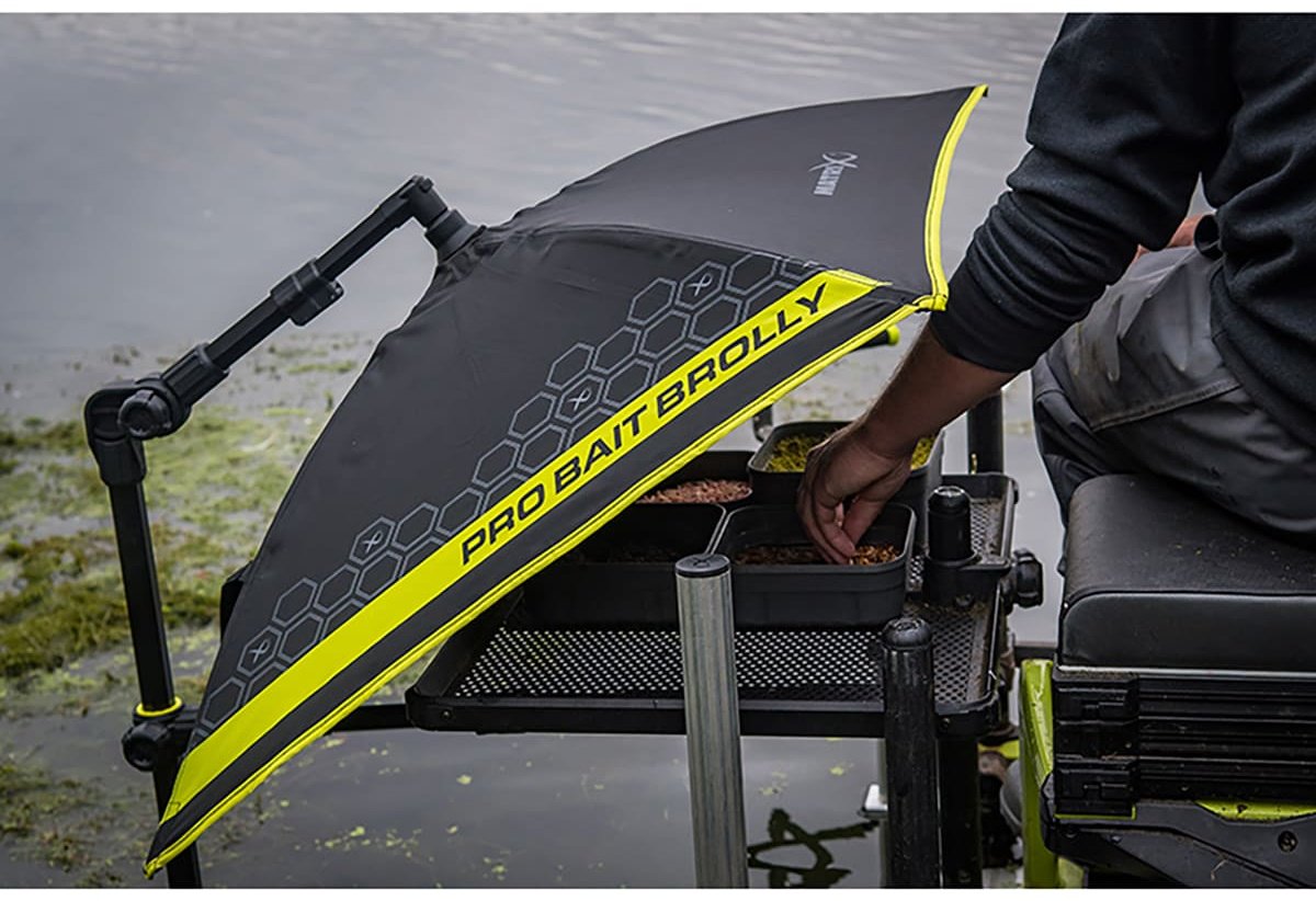 Зонт MATRIX Pro Bait Brolley GUM009 черный купить,NaN