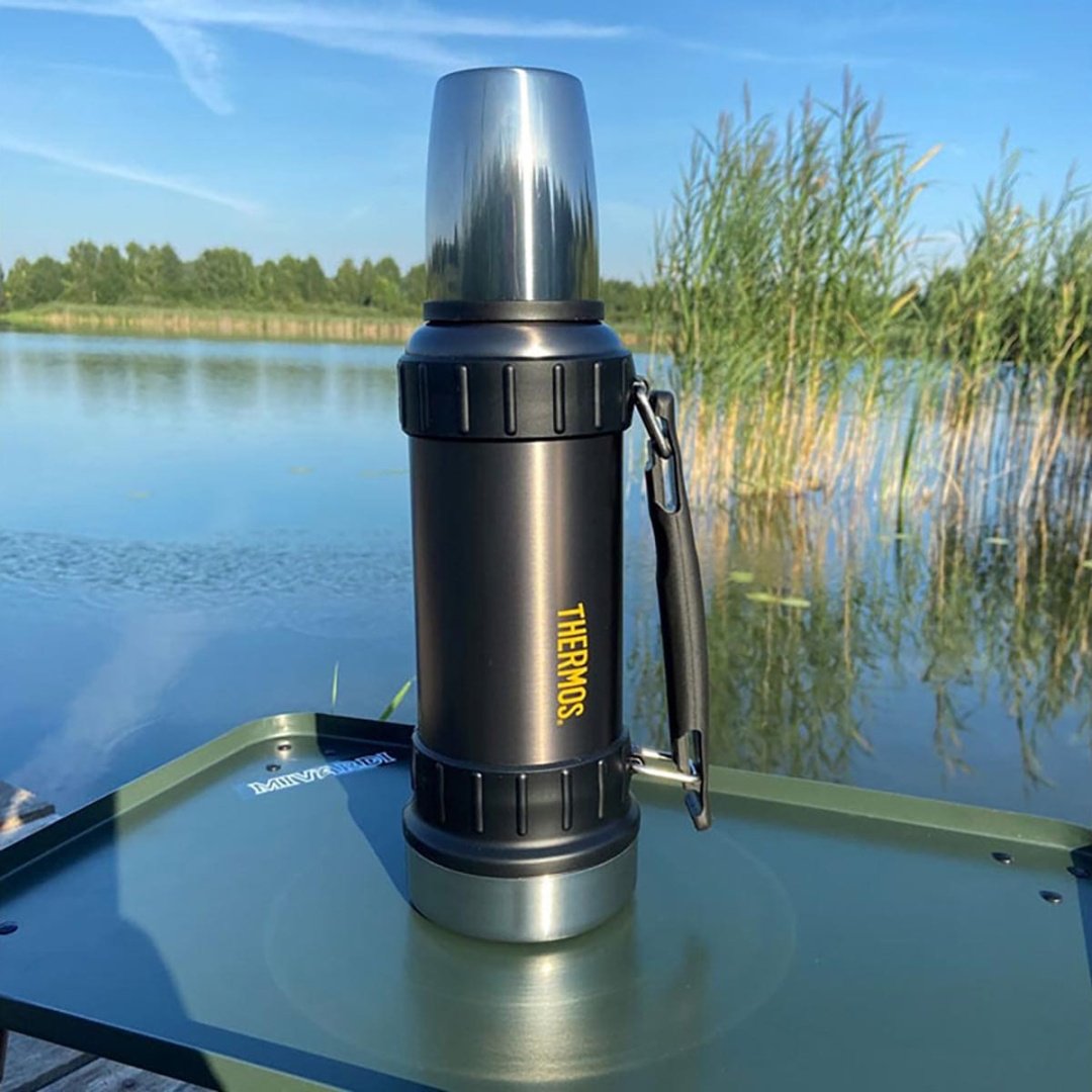 Классический термос THERMOS Stainless Steel Vacuum Flask 2520GM 1.2 л серый купить,NaN