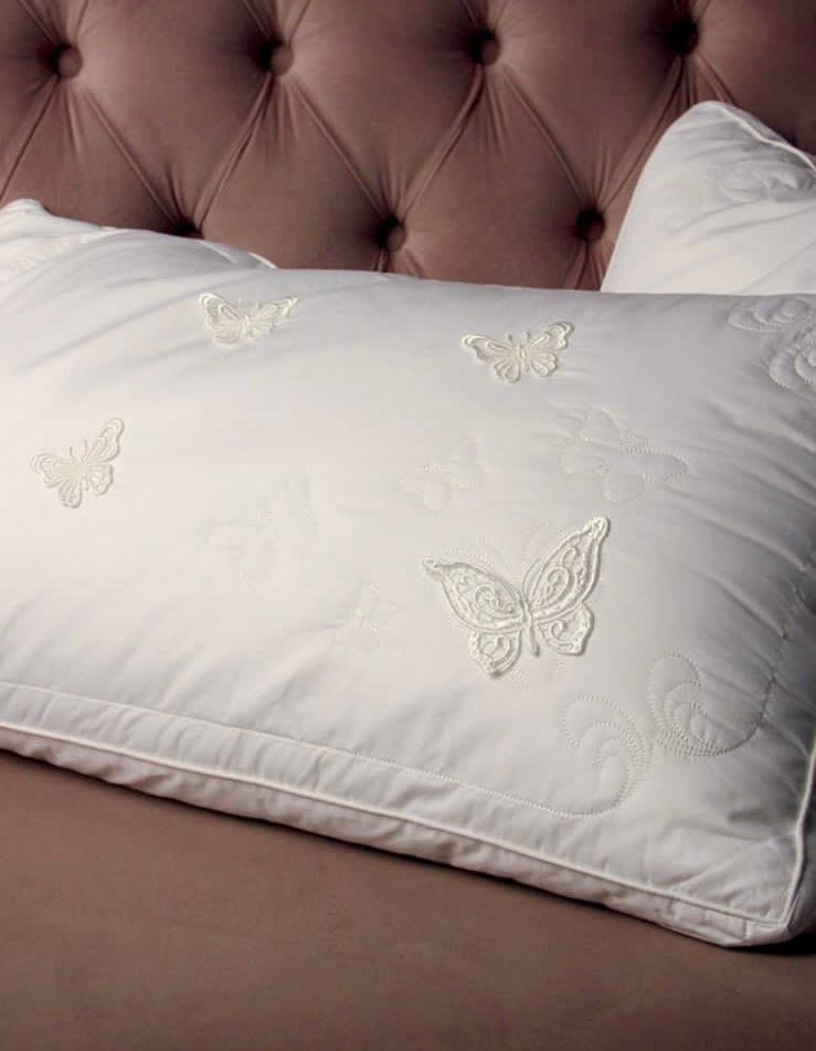 Подушка LAPERLA 50x70 см, бамбуковое волокно, шелк шелкопряда