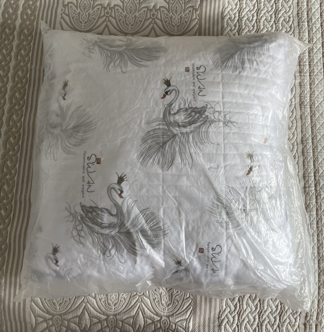 Подушка VITAS 70x70 см, холлофайбер