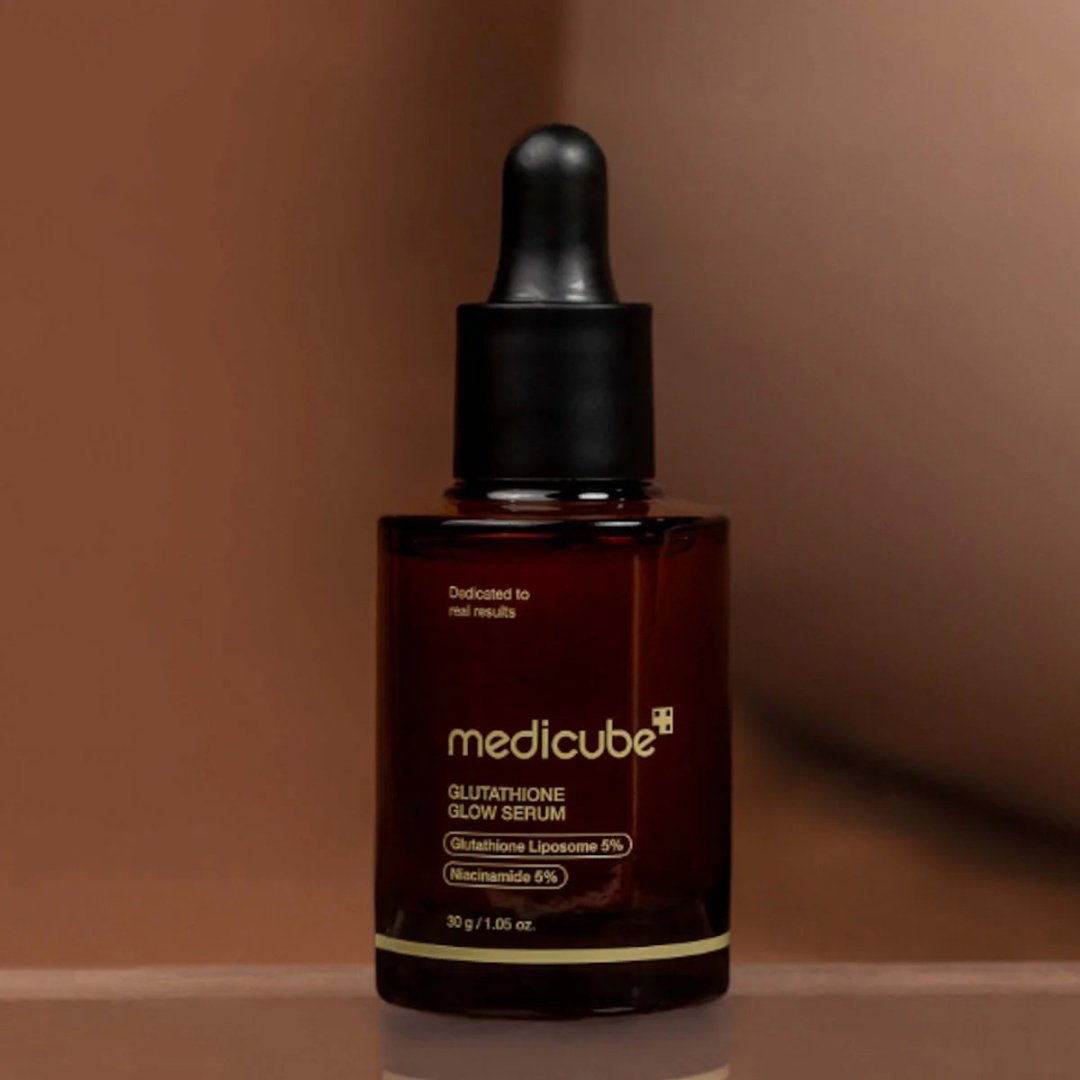 Medicube сыворотка Glutathione Glow Serum для лица, для зоны декольте 30 мл купить,11500