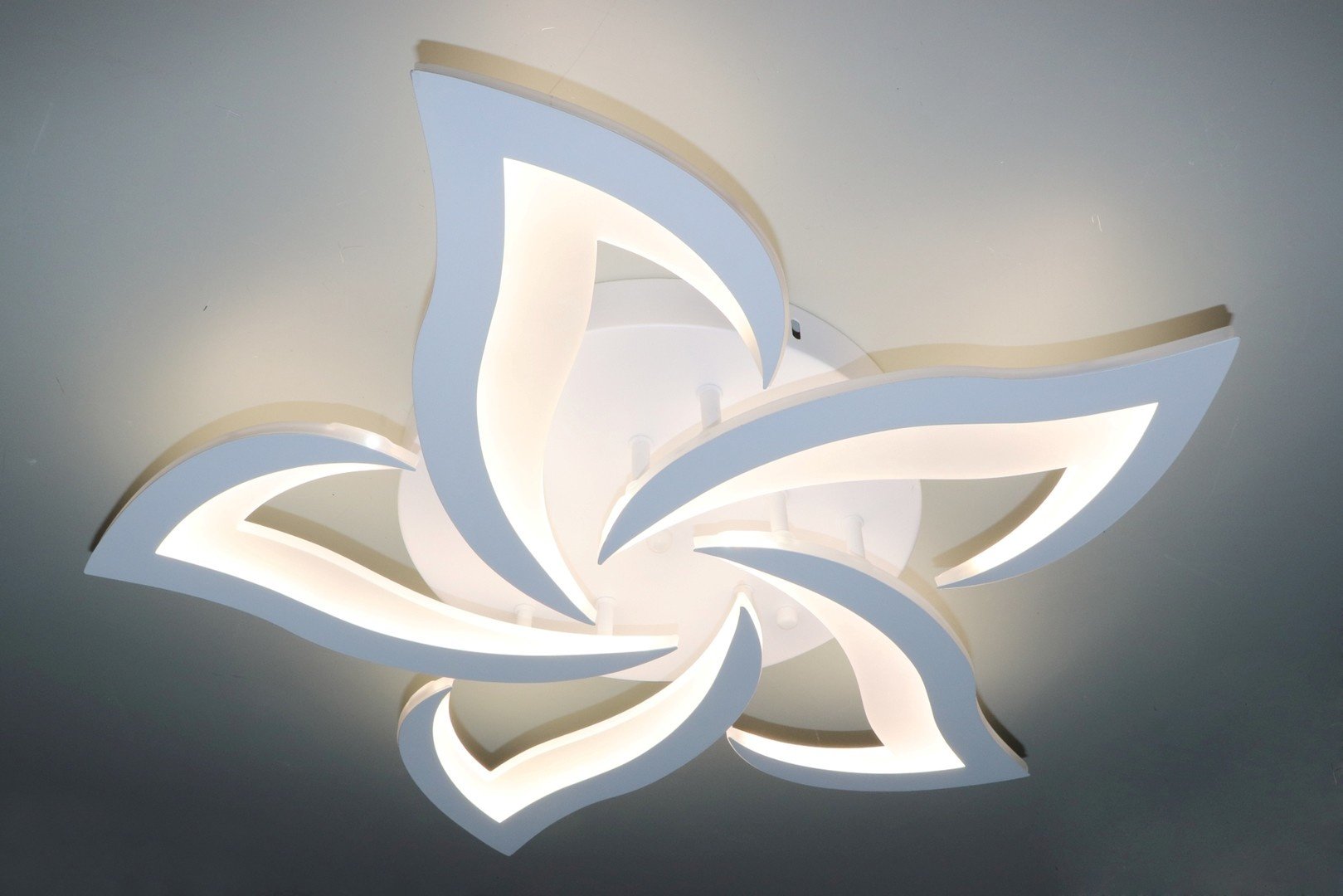 Люстра Lustra Kostanay 8809 LED, кол-во ламп: 5 шт