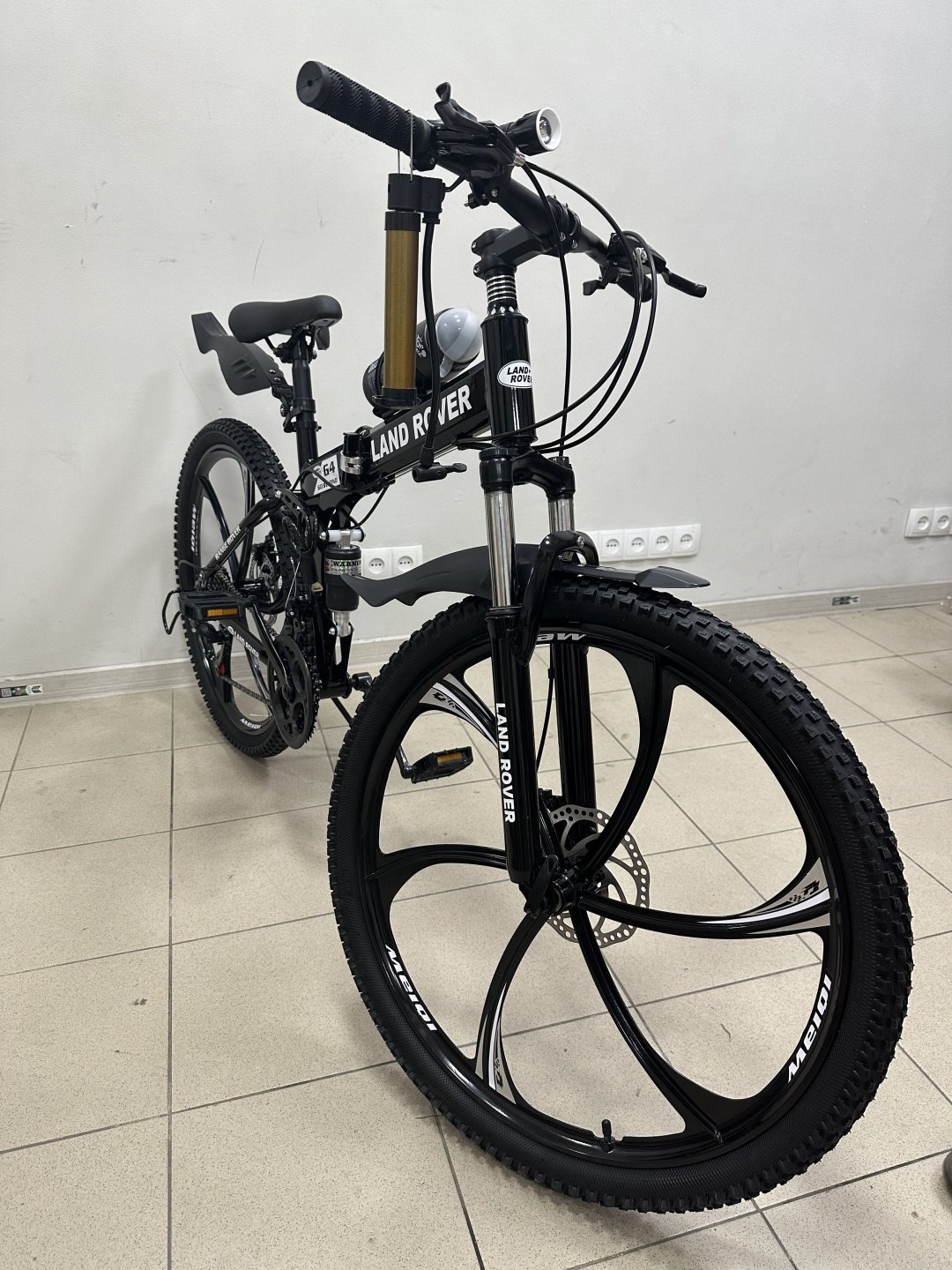 Велосипед Land Rover 870179 2023 18 дюймов черный - ForteMarket Велосипед Land Rover 870179 2023 18 дюймов черный купить,0