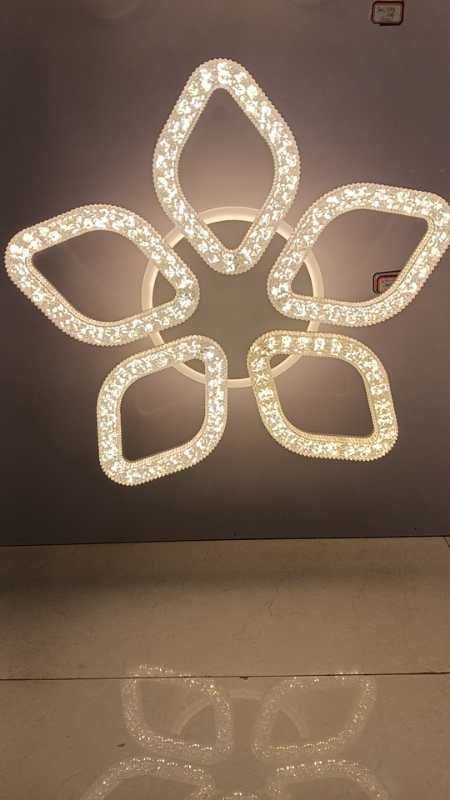 Люстра 105193009 LED, кол-во ламп: 5 шт купить,0