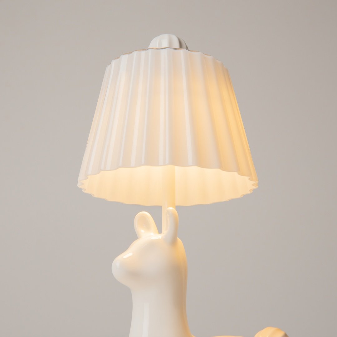 Настольная лампа Maytoni Modern LED, 7 Вт, металл купить,NaN