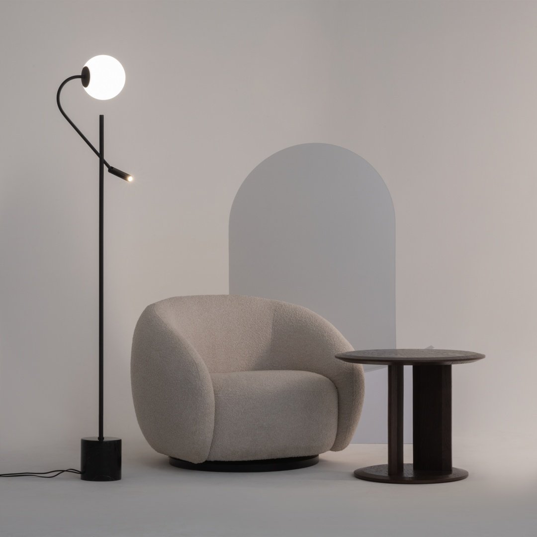 Напольная лампа Maytoni Modern MOD230FL-01B Е14, 3 Вт, металл купить,NaN