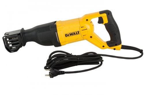 Сабельная пила DeWalt DWE305PK