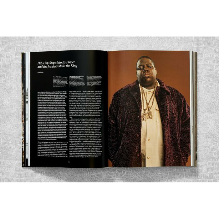 Фотография Ice Cold A Hip-Hop Jewelry History купить,NaN