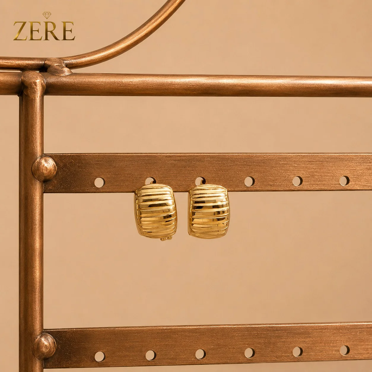 Серьги Zere ZR240712 красное золото 1.61гр - ForteMarket Серьги Zere ZR240712 красное золото 1.61гр купить,129850