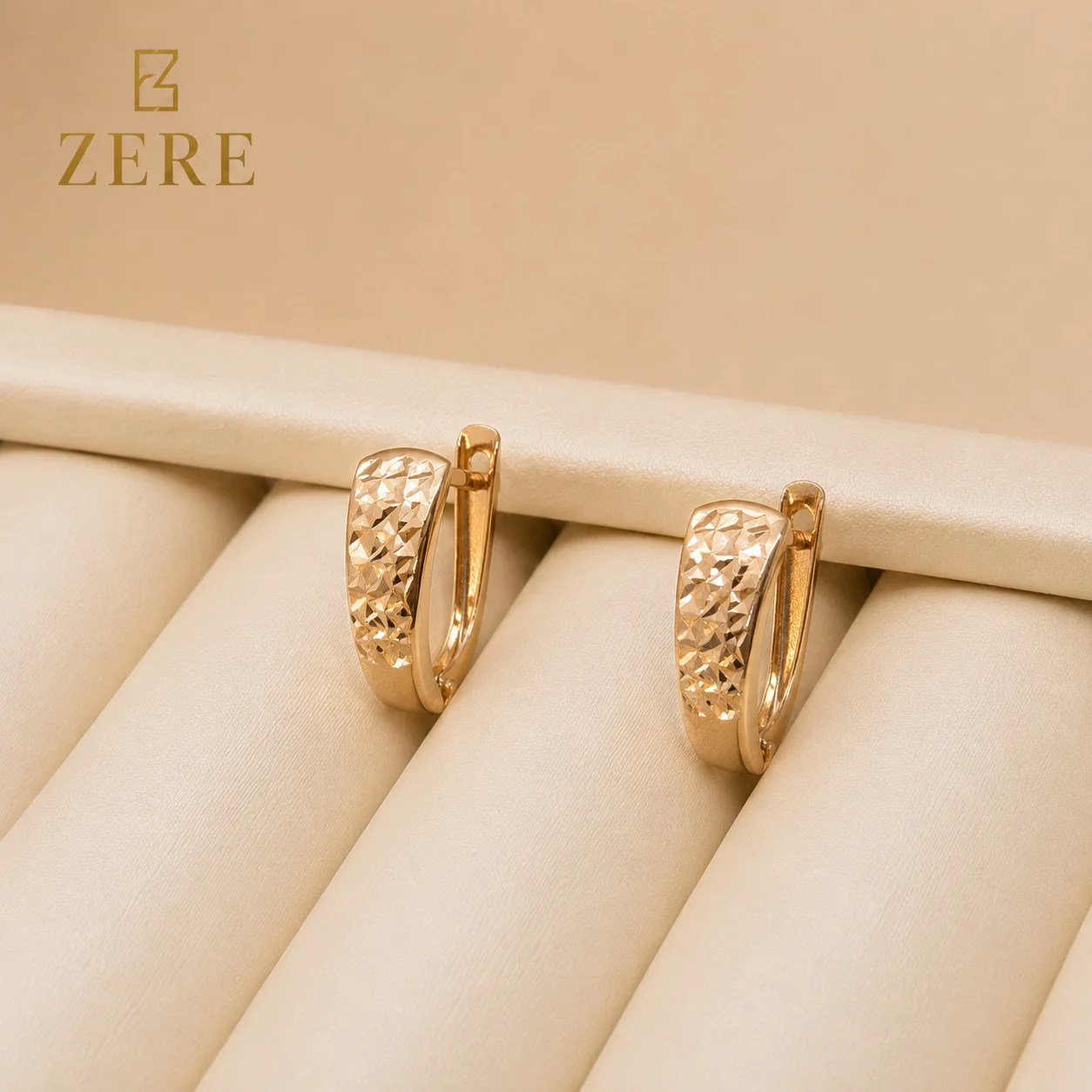 Серьги Zere ZR250707 красное золото 1.09гр - ForteMarket Серьги Zere ZR250707 красное золото 1.09гр купить,85650
