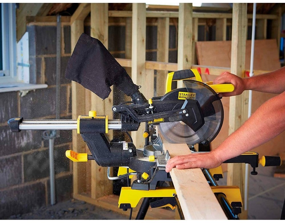 Пила торцовочная STANLEY FME721-QS - ForteMarket Пила торцовочная STANLEY FME721-QS купить,0