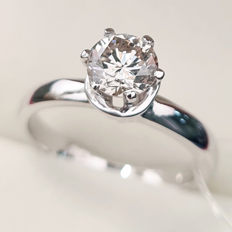 Кольцо Deimantas VS2 К  16,5р 3,13гр 0,83ct  купить,NaN