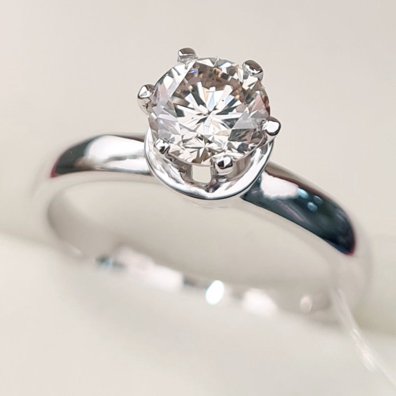 Кольцо Deimantas VS2 К  16,5р 3,13гр 0,83ct  купить,NaN