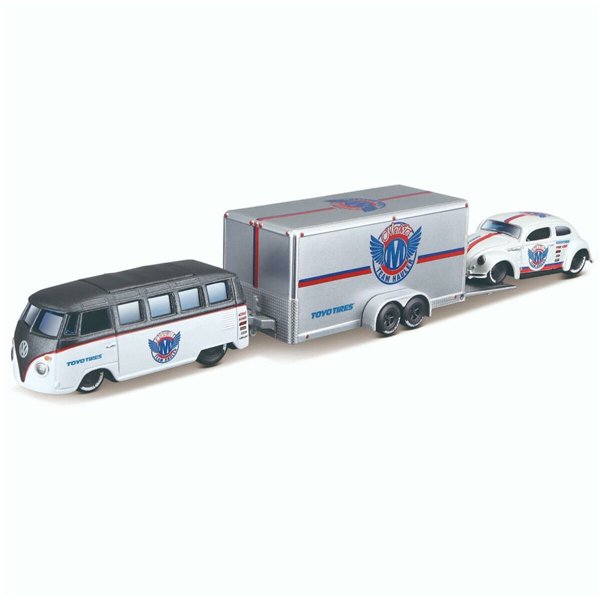 Модель автомобиля Maisto Design  1:64  с прицепом купить,NaN