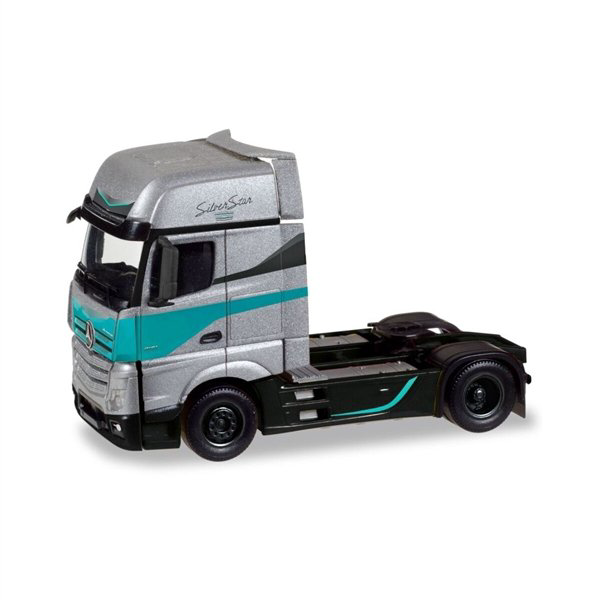 Модель автомобиля Bburago 1:43 Mercedes-Benz Actros Gigaspace  18-32202 купить,NaN