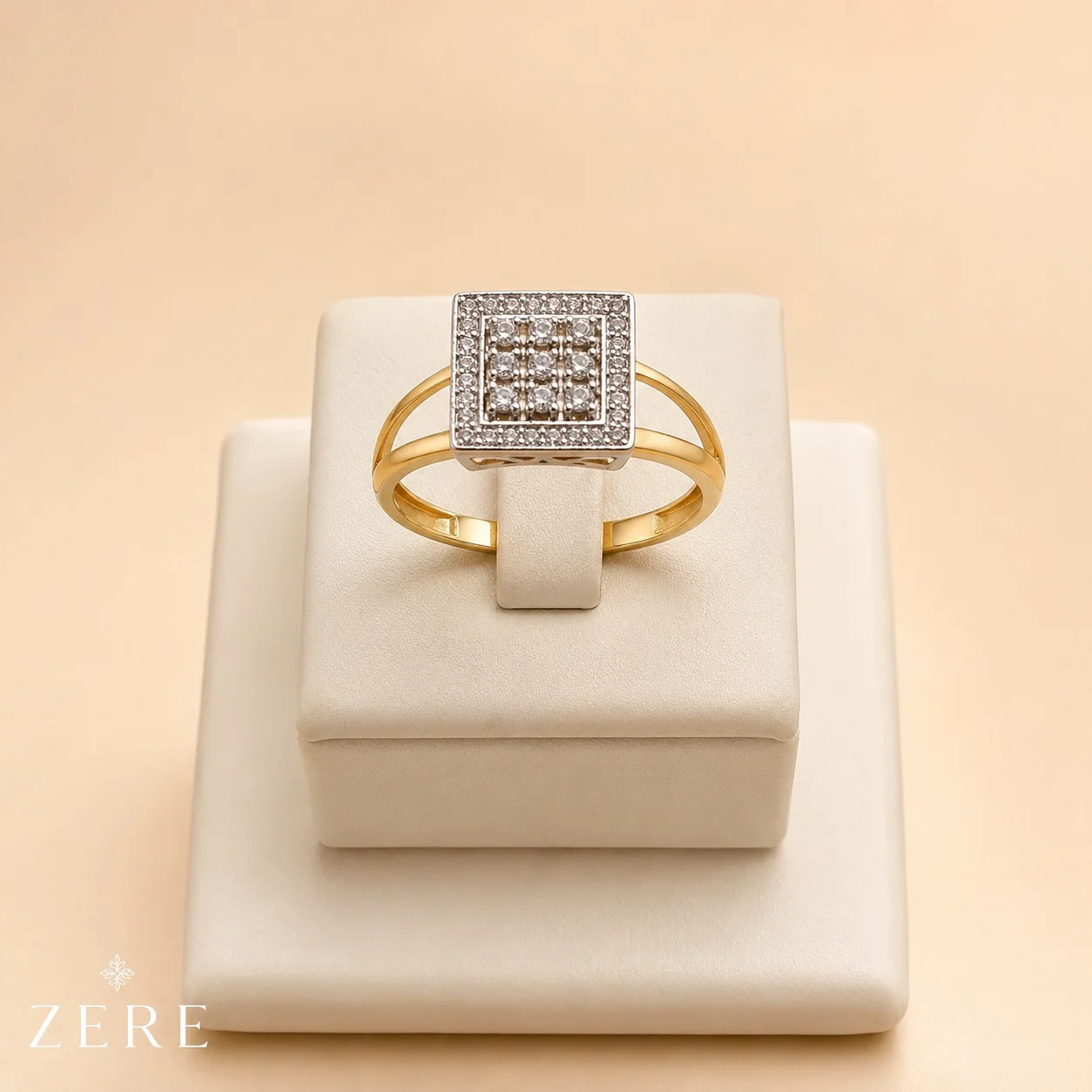 Кольцо Zere ZR260719 жёлтое золото 2.5гр 18.5р  купить,203000