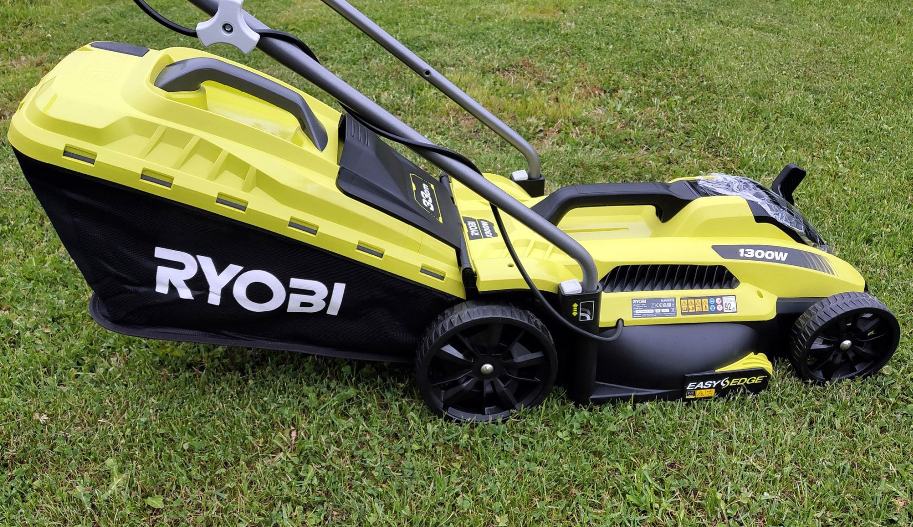 Газонокосилка колесная электрическая RYOBI RLM 13E33S 5133002343 - ForteMarket Газонокосилка колесная электрическая RYOBI RLM 13E33S 5133002343 купить,0