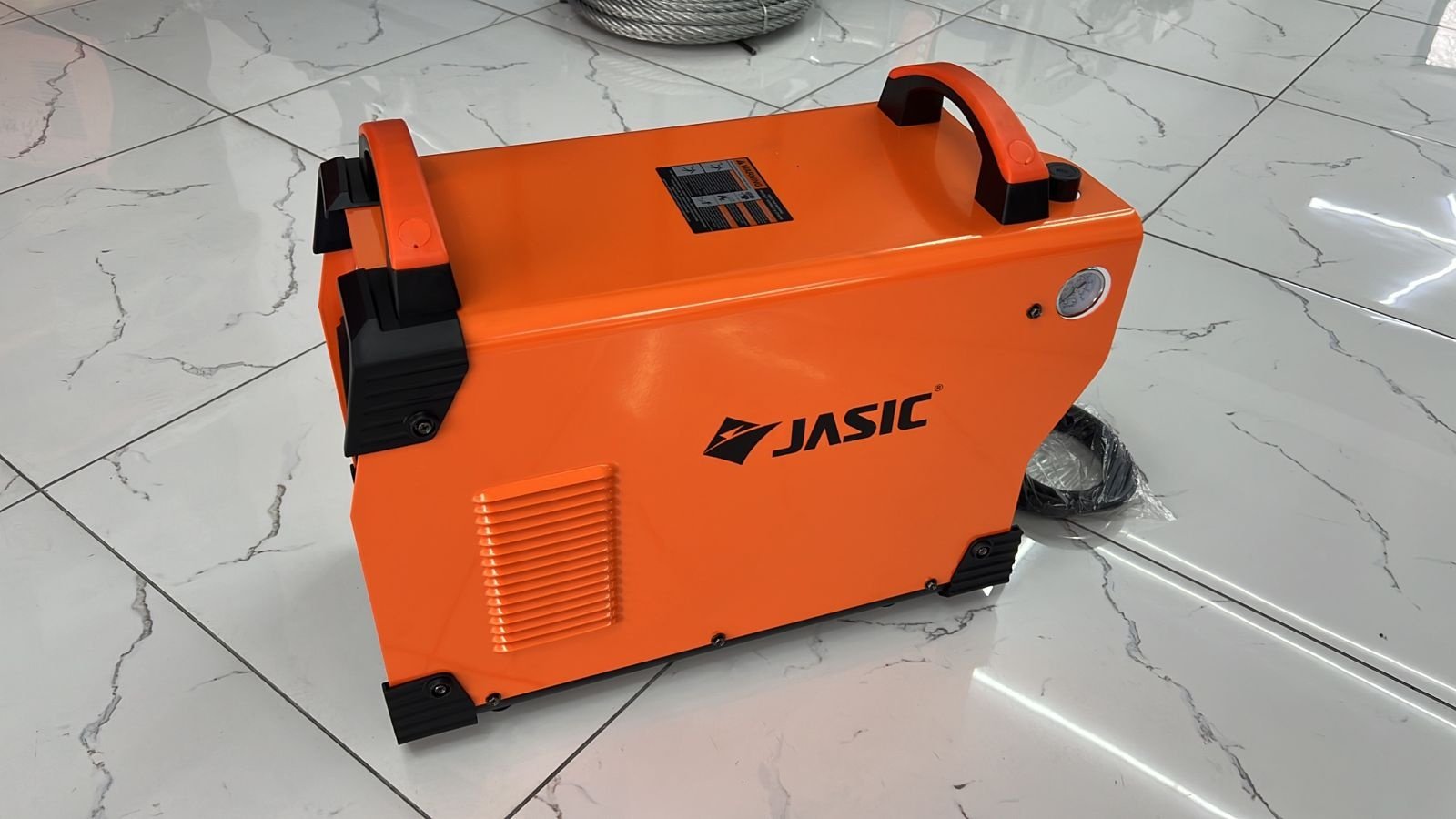 Jasic инвертор для плазменной резки CUT 100 L221 - ForteMarket Jasic инвертор для плазменной резки CUT 100 L221 купить,0