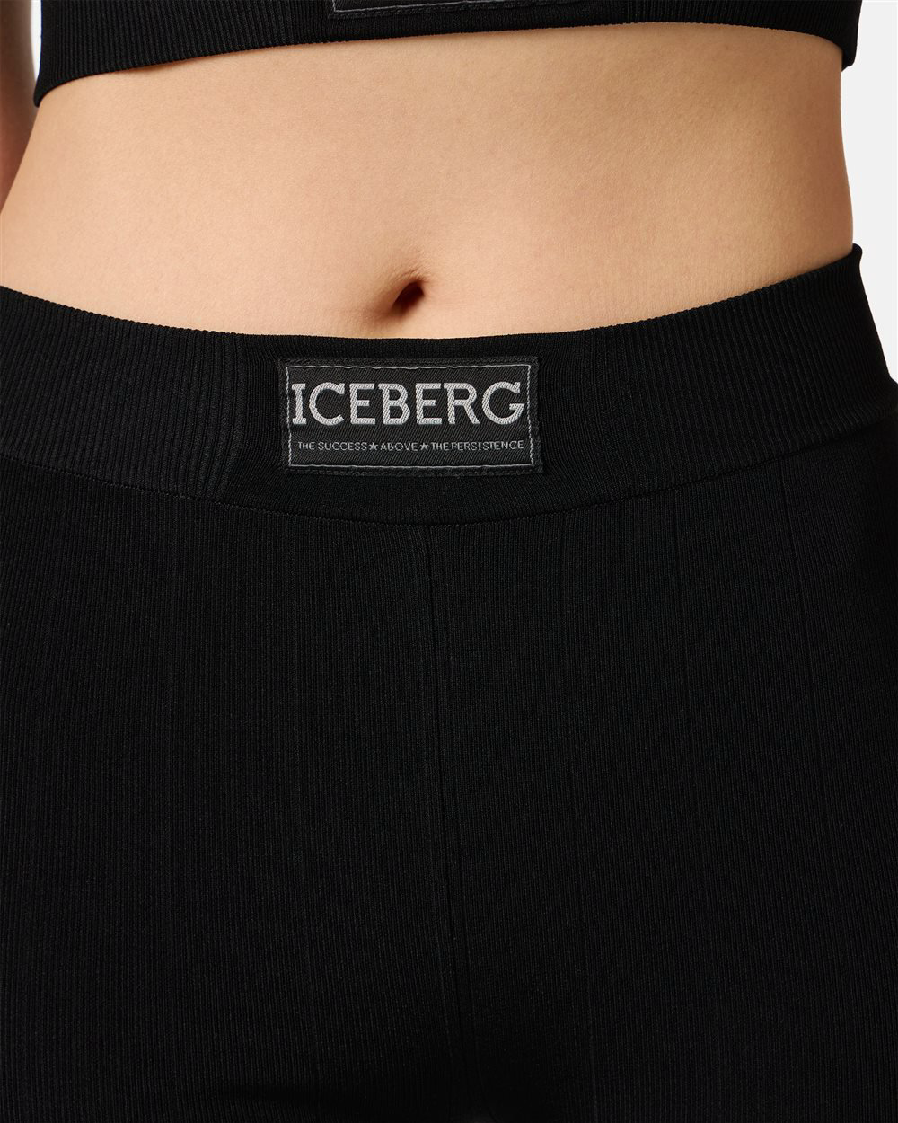Спортивные шорты Iceberg M 44-46 черные купить,60960