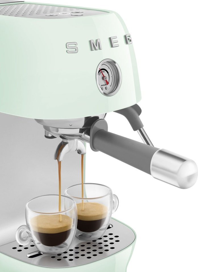 Кофемашина Smeg ECF03PGEU светло-зеленый купить,NaN