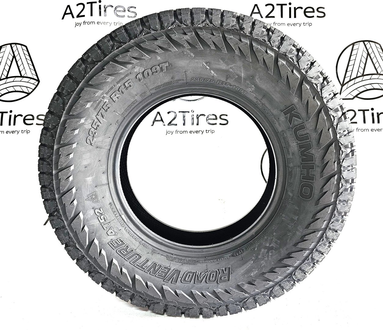 Kumho AT52 235/75 R15 109T купить,NaN