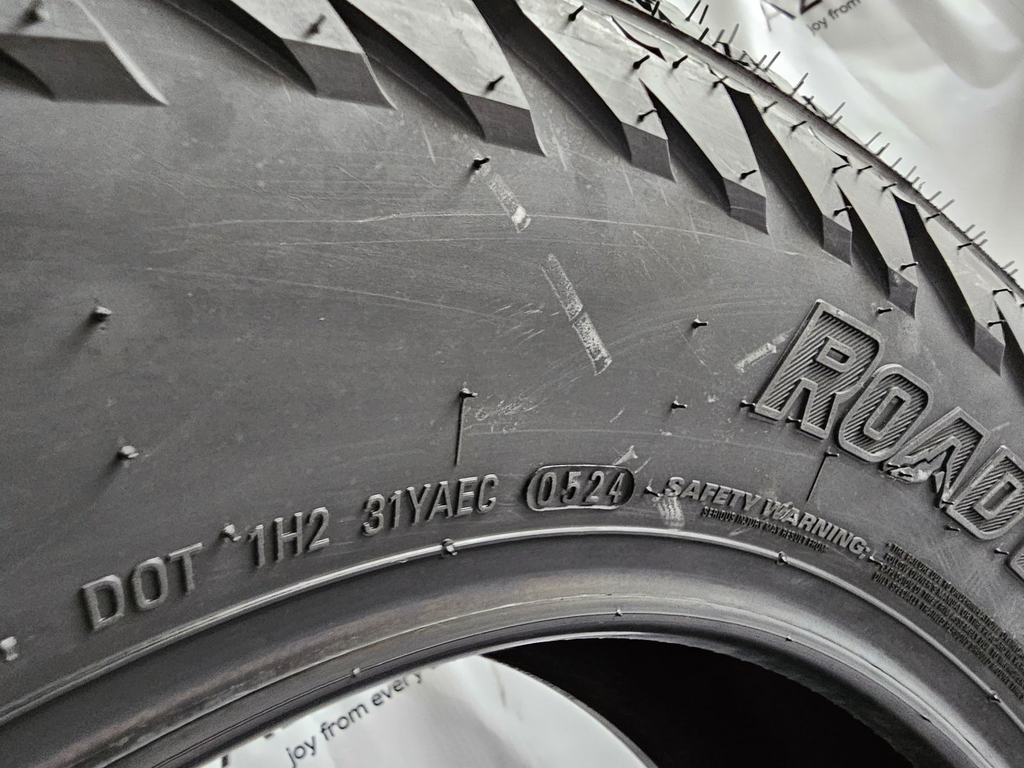 Kumho AT52 265/65 R18 114T купить,NaN