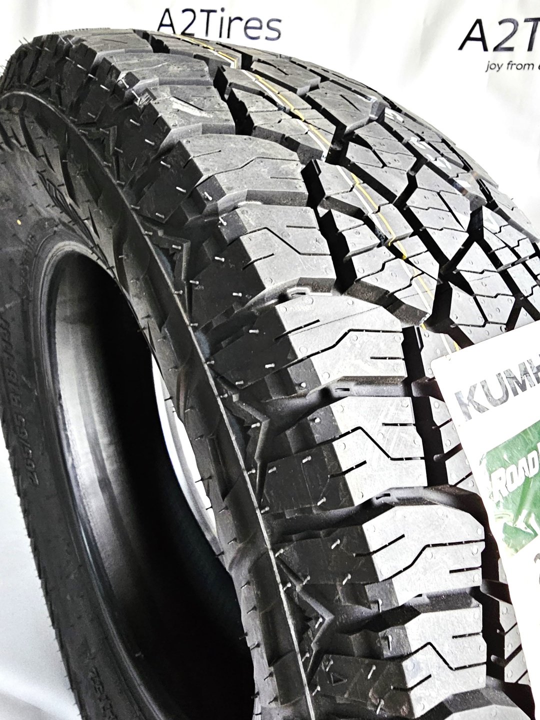 Kumho AT52 265/65 R18 114T купить,NaN