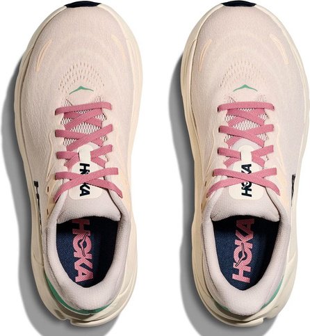 Кроссовки Hoka Arahi 8 светло-розовый, молочный купить,109900