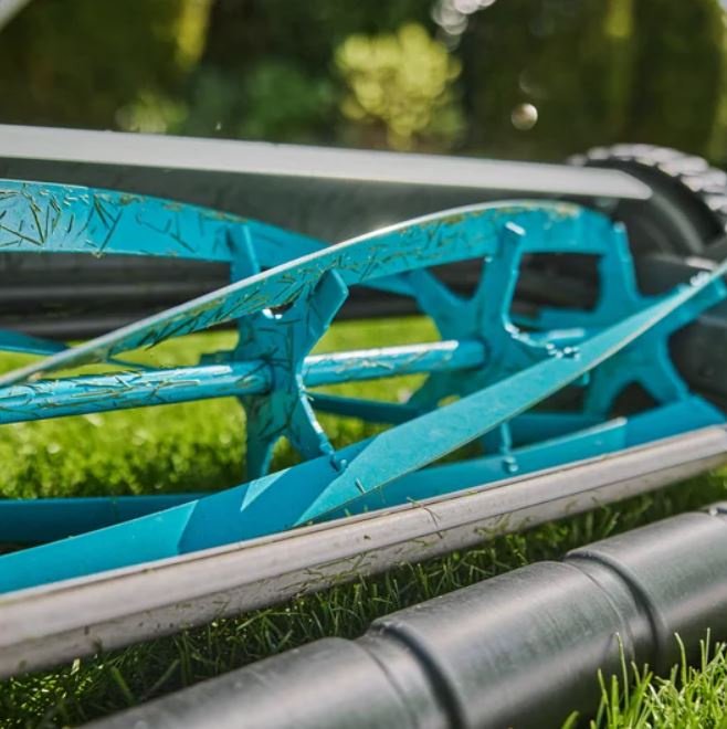 Газонокосилка механическая GARDENA 11765-20 купить,NaN
