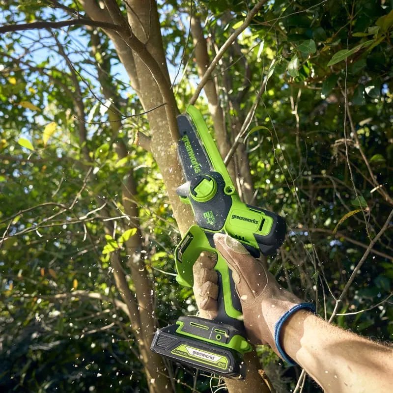 Аккумуляторная цепная пила Greenworks GD24CS15 купить,NaN