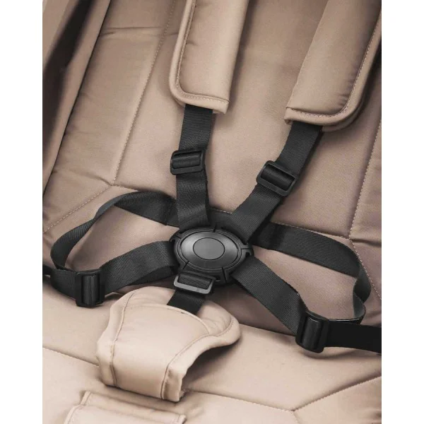 Коляска прогулочная Carrello Bravo M/Lite Fortune Beige