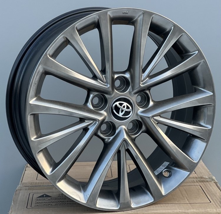Rainbow Dance CAMRY 55 H524F 7x17/5x114.3 D60.1 ET45 4 диска графит купить,530000