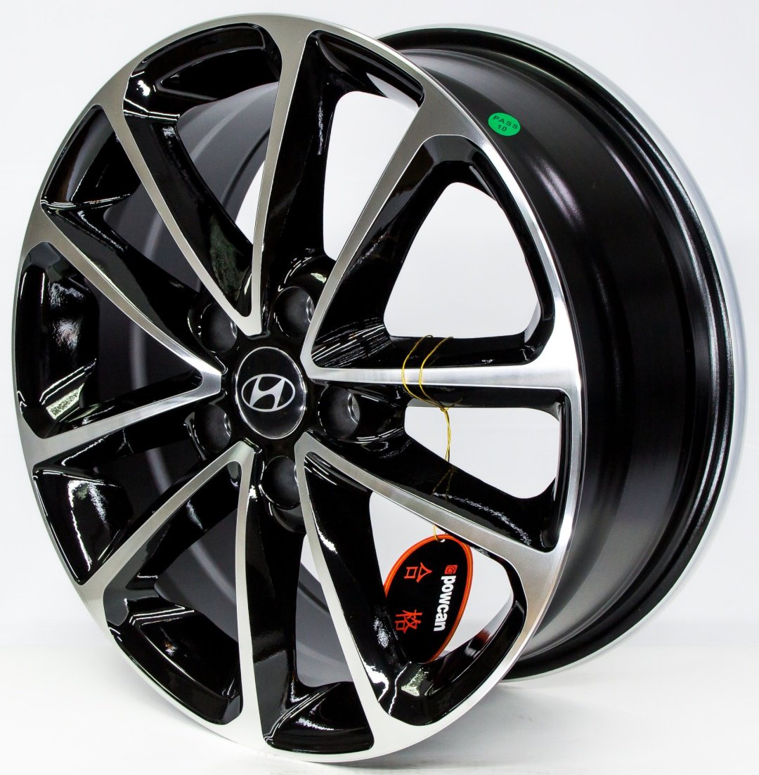Hyundai 5096 7x17/5x114.3 D67.1 ET45 4 диска черный, серебристый купить,530000