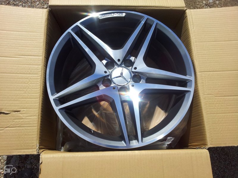 Rainbow MERCEDES 443 8.5/9.5x18/5x112 D66.6 ET35 4 диска серебристый, серый купить,620000