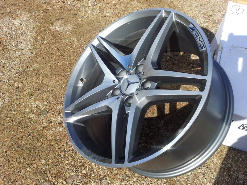 Rainbow MERCEDES 443 8.5/9.5x18/5x112 D66.6 ET35 4 диска серебристый, серый купить,620000