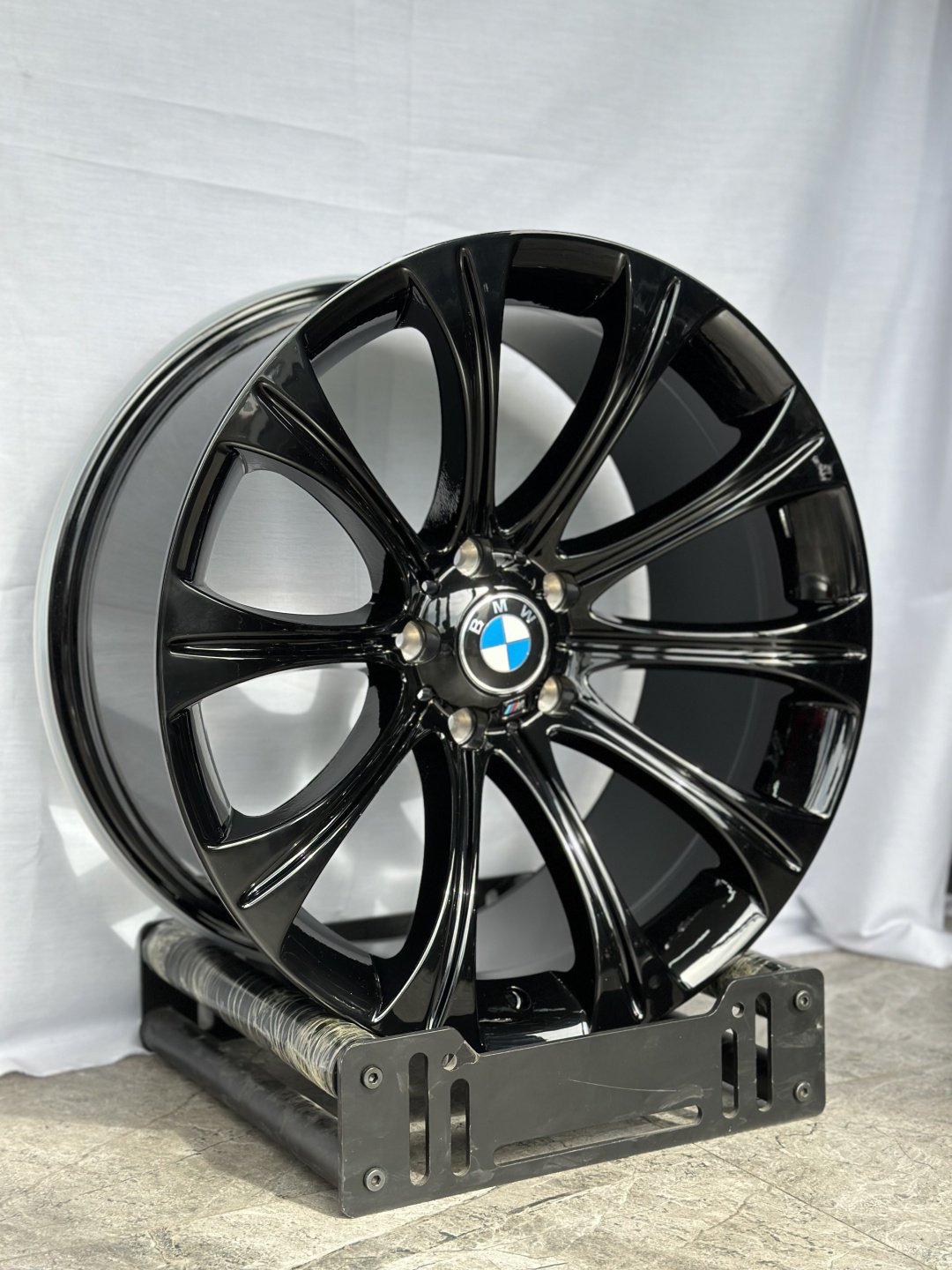 Replay Bmw243 9/10x19/5x120 D74.1 ET20.14 4 диска черный купить,818000