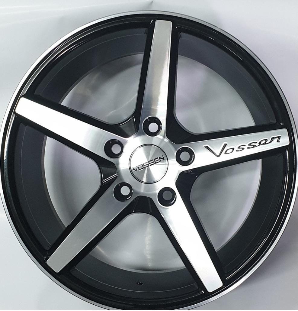 Vossen CV3 7x16/5x114.3 D67.1 ET35 4 диска черный, серебристый купить,525000