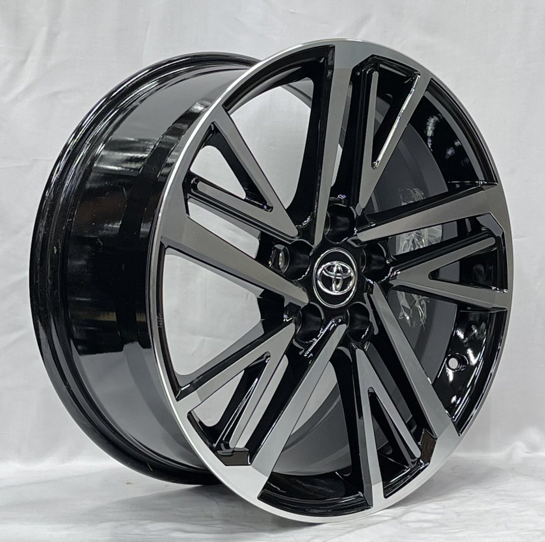 Bai Wheels 3951 8x18/5x114.3 D60.1 ET40 4 диска черный, серебристый купить,580000